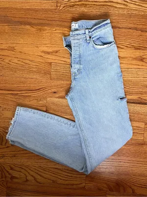 Abercrombie The Dad Light Wash High-Rise Straight Jeans - Cutout Detail thumbnail 4