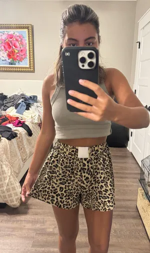Leopard Print Elastic Waist Shorts thumbnail 1