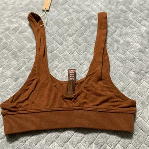 SKIMS Scoop Neck Bralette XXS thumbnail 4