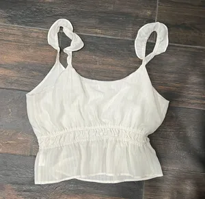 Dillard's Cream Top thumbnail 2