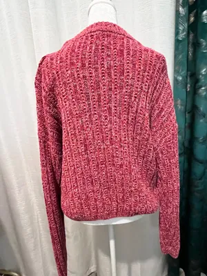 Universal Threads Red knitted top thumbnail 3