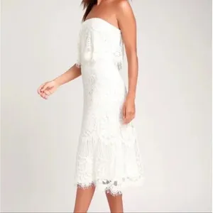 Lulus NWT White Lace Strapless Midi Dress medium thumbnail 7