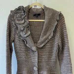 Sioni Taupe Ruffle Long Cardigan Sweater Mauve Knit Medium 90s Knee Length‎ thumbnail 4