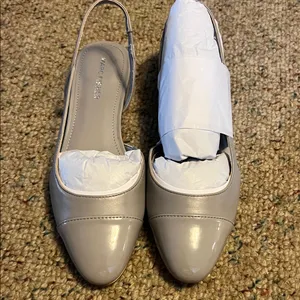 Marc Fisher Women's Gray Patent Slingback Flats thumbnail 2