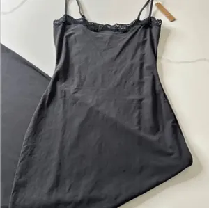 SKIMS Fits Everybody Lace Dress M thumbnail 2
