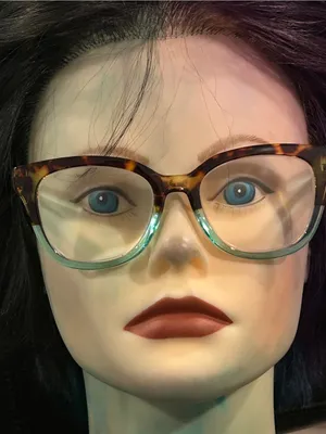 Betsey Johnson Two-Tone Tortoiseshell and Clear Cat-Eye reading 2.50 Glasses thumbnail 5