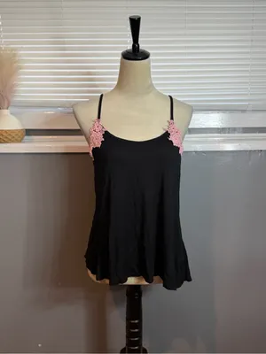 Jessica Simpson Black Cami with Pink Lace Trim thumbnail 2