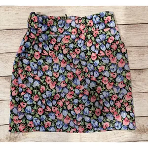 ZARA floral mini skirt With Pockets No belt women's size XS thumbnail 1