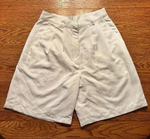 Vintage‎ Guess Golf White Lined Shorts Women's Size 10 Made in USA thumbnail 1