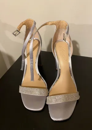 Badgley Mischka Jewel Heel thumbnail 1