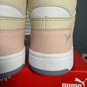 Puma Womens Rebound LayUP SL High Top Sneaker US 6 thumbnail 5