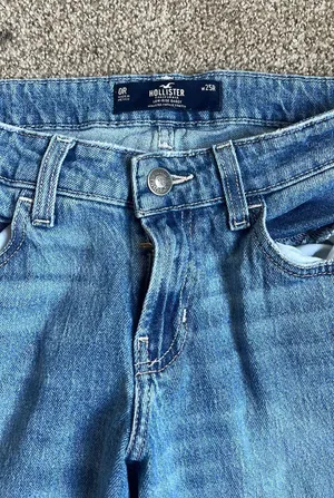 jeans thumbnail 2