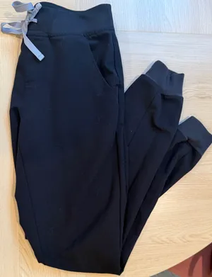 FIGS Scrub Pants thumbnail 1