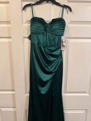 Long green dress Size M thumbnail 2
