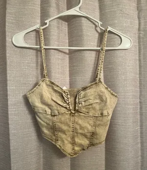 Urban Outfitters Top thumbnail 1