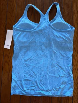 Lululemon Ebb To Street Tank Padded Ocean Wave Size 12 NWT thumbnail 2