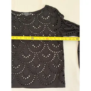 Karen Kane Black Eyelet‎ Blouse size medium thumbnail 4