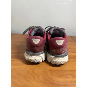 Brooks Adrenaline GTS 20 Womens Shoes Sz 10.5 Burgundy Red Sneakers 1202961B639 thumbnail 4