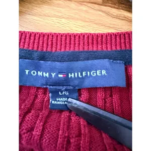 Tommy Hilfiger Cable Knit V-Neck Cotton Sweater Red Large TJROSK305C thumbnail 3