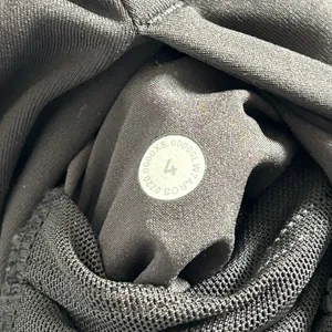 Lululemon Cinchable Waist High-Rise Woven Short 3.5" Sz 4 thumbnail 9