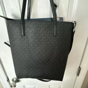Michael Kors HAYLEY Tote Handbag NS convertible Large 13x13x5 thumbnail 9
