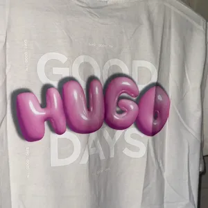HUGO White shirt Short Sleeve Tee with Graphic Detail new small unisex thumbnail 9