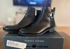 Tommy Hilfiger Boots thumbnail 1