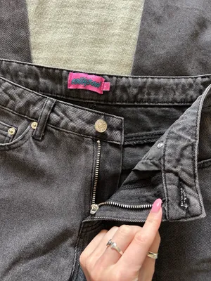 Edikted Low-Rise Jeans thumbnail 3