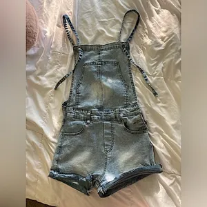 Size xs Light-wash Jean Style Romper Outfit thumbnail 7