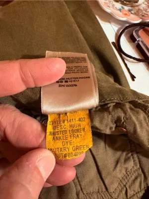 Mother High Waisted Looker Ankle Jeans Fray Jeans in Military Green First Move thumbnail 11
