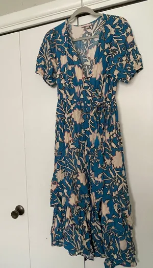 Knox Rose Blue Floral Wrap Dress thumbnail 1