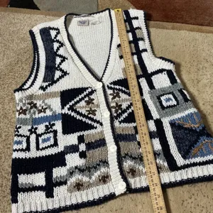 Huntington Ridge Vtg Boho Hand Knit Sweater Vest Womens M White Navy Patchwork thumbnail 2