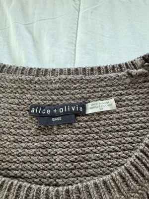 NWOT Alice + Olivia cable net sweater size s/p thumbnail 3