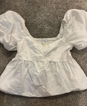 TCEC White Puff Sleeve Top thumbnail 1