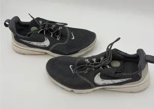 Nike Presto Fly Woman’s 8.5 Gray Mesh Athletic Sneakers Size 8.5 Casual Workout thumbnail 1