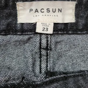 PacSun Black Denim Mini Skirt Punk Emo Goth Rocker Biker Y2K 90s Festival Sz‎ 23 thumbnail 3