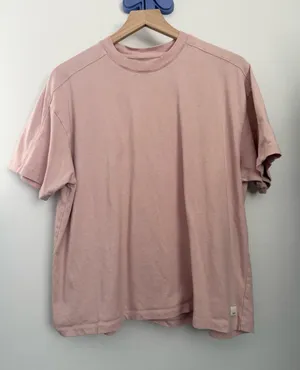 Vuori Women’s Large/XL Light Mauve Pink Short Sleeve Tee Oversized Relaxed thumbnail 1