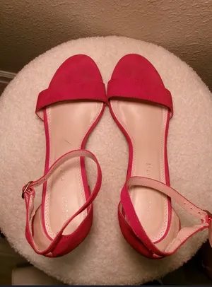 Kelly & Katie Red Open-Toe Ankle-Strap Block Heels thumbnail 4