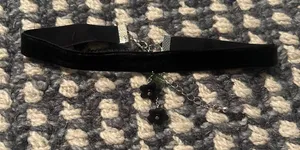 Black velvet choker with silver chain and dark purple flower charms #goth #alternative Never used and new! Bought from Hot Topic thumbnail 1