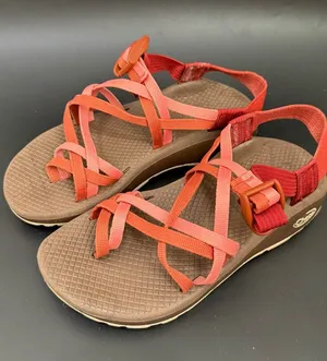 Chacos ZX/2 Cloud Peach/Rust Dual Straps Hiking Outdoor Women’s Sandals Size 6 thumbnail 1