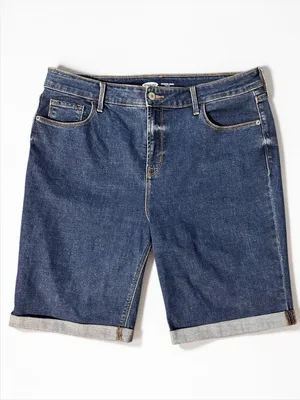 Old Navy Women’s Size 14 High Rise Bermuda Denim Shorts Cuffed Dark Wash thumbnail 2
