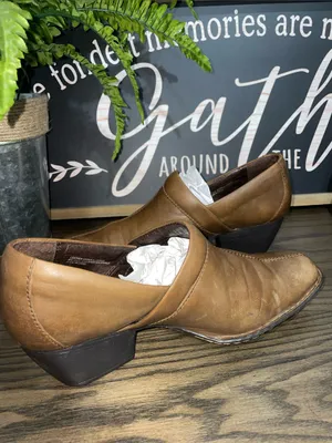 Born Kinney Brown Leather Slip-On Heeled Loafer Booties Size 9 thumbnail 9