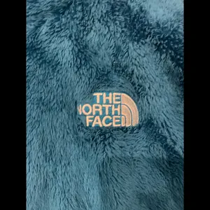 The North Face Osito Jacket thumbnail 3