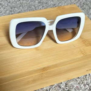 Fun White Square Sunglasses thumbnail 2