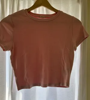 Light pink garage crop top thumbnail 1