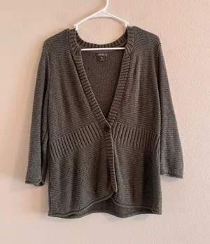 Eddie Bauer Olive Green Knit Single-Button Cardigan thumbnail 1