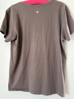 100% COTTON LIFE IS GOOD XL ✨ V-Neck Tee with Camping Graphic short sleeve EUC thumbnail 3