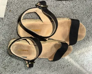 Old Navy Sandals Wedge Platform thumbnail 1