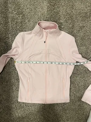 Lululemon Define Cropped Zip Up Jacket in Pink Size 8 thumbnail 5
