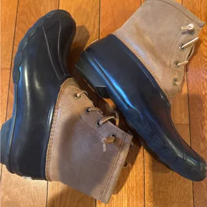 Sperry Women’s Navy Brown Rain Boots | Classic Duck Boot Style thumbnail 7